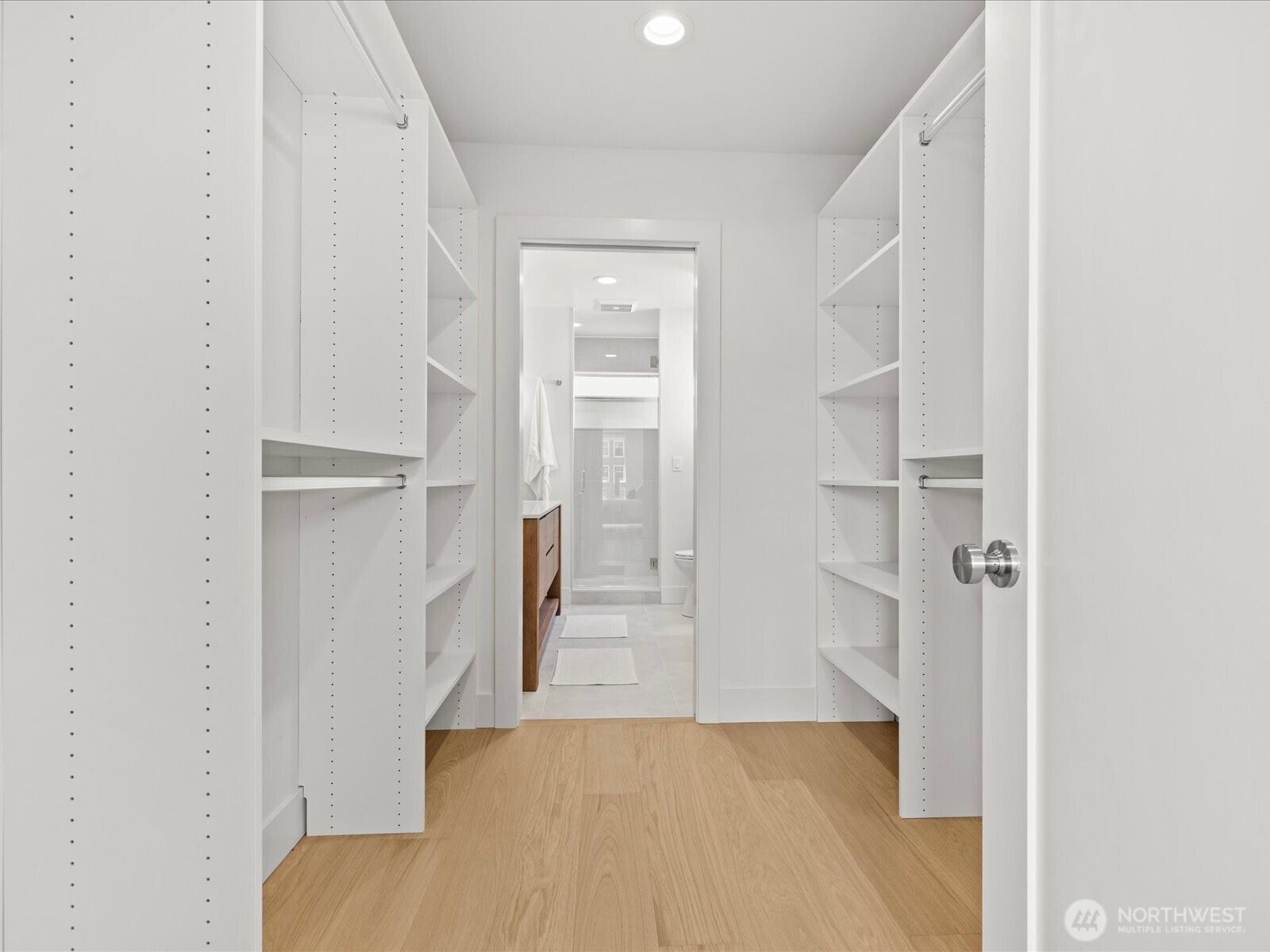 4326 Woodlawn Avenue N, #A, Seattle, WA 98103 A large walk-thru closet.