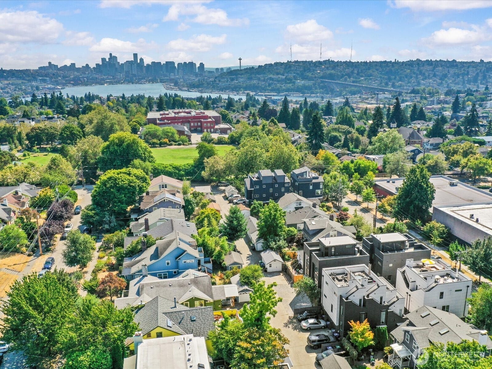 4326 Woodlawn Avenue N, #A, Seattle, WA 98103 4326 Woodlawn Avenue N, #A, Seattle, WA 98103
