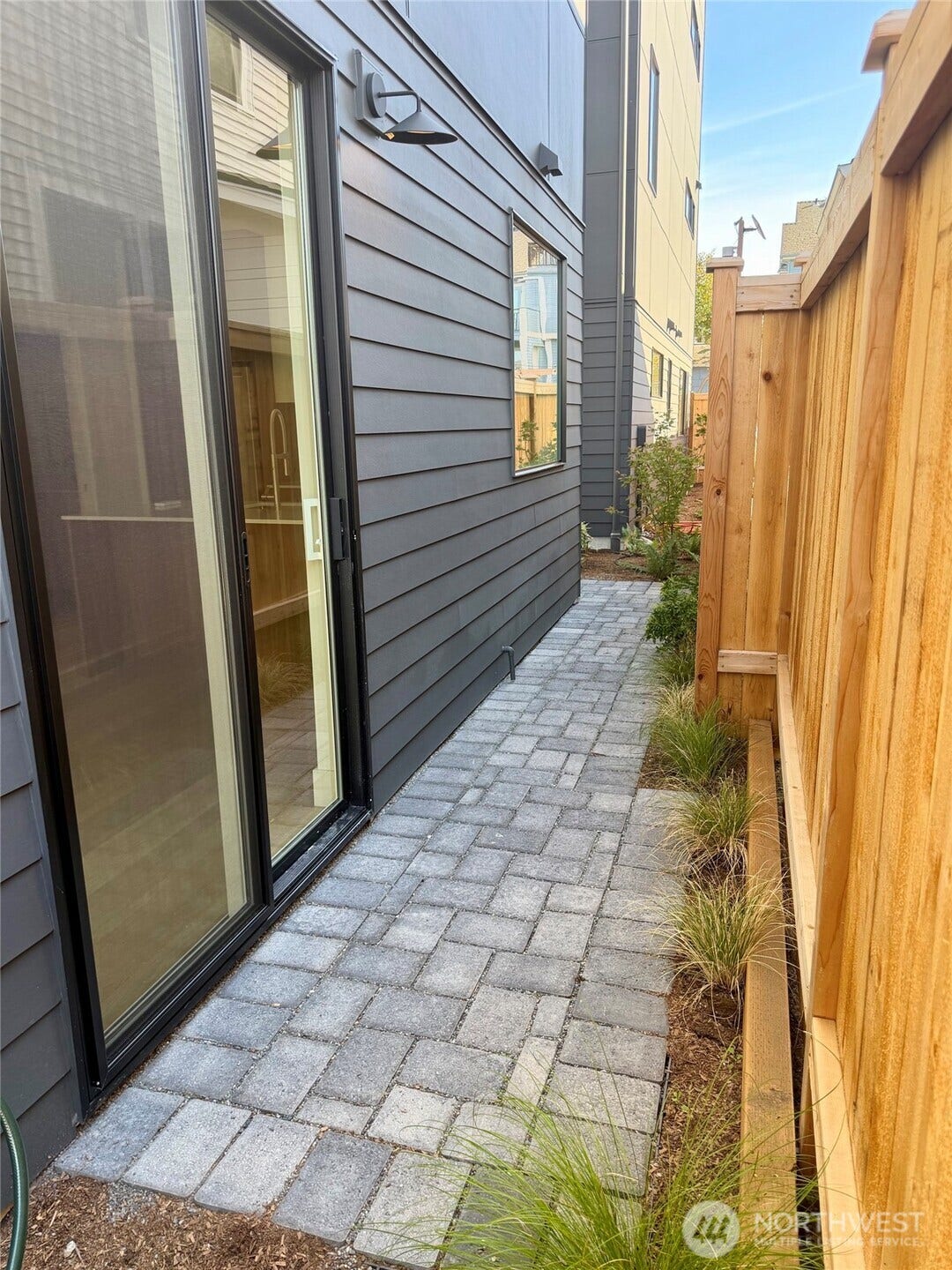 4326 Woodlawn Avenue N, #A, Seattle, WA 98103 South facing patio!