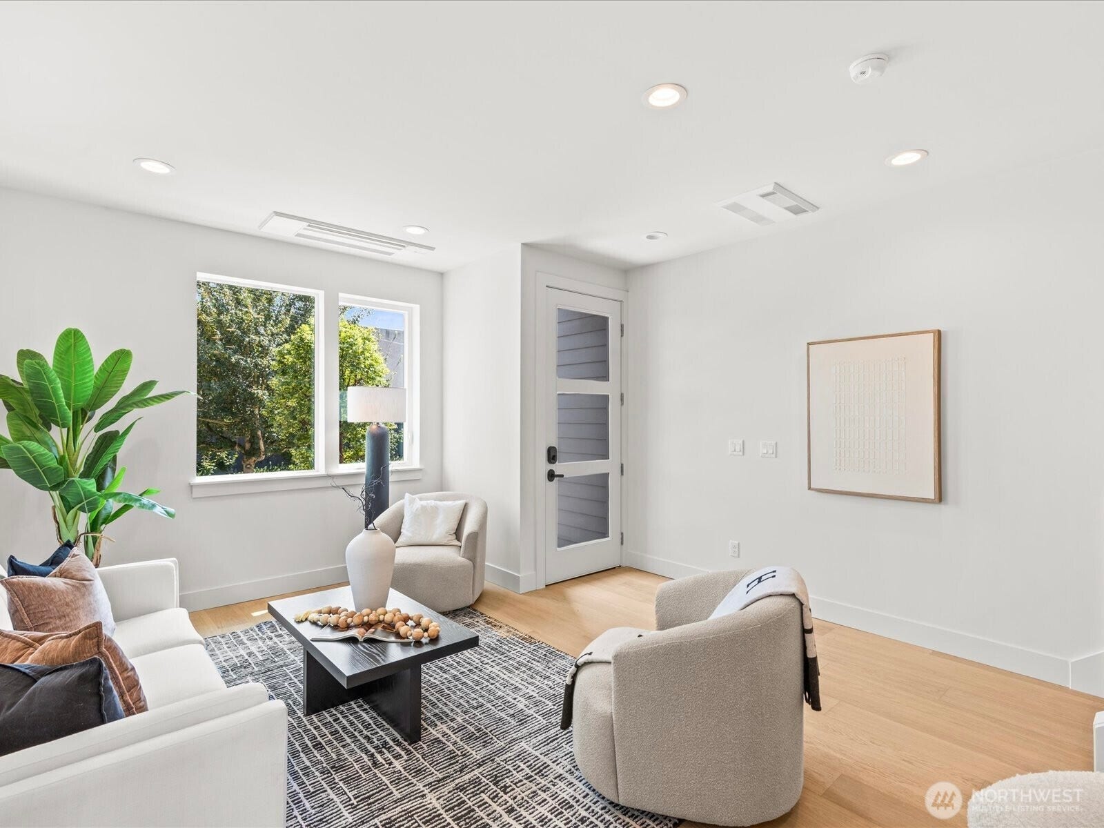 4326 Woodlawn Avenue N, #A, Seattle, WA 98103 4326 Woodlawn Avenue N, #A, Seattle, WA 98103