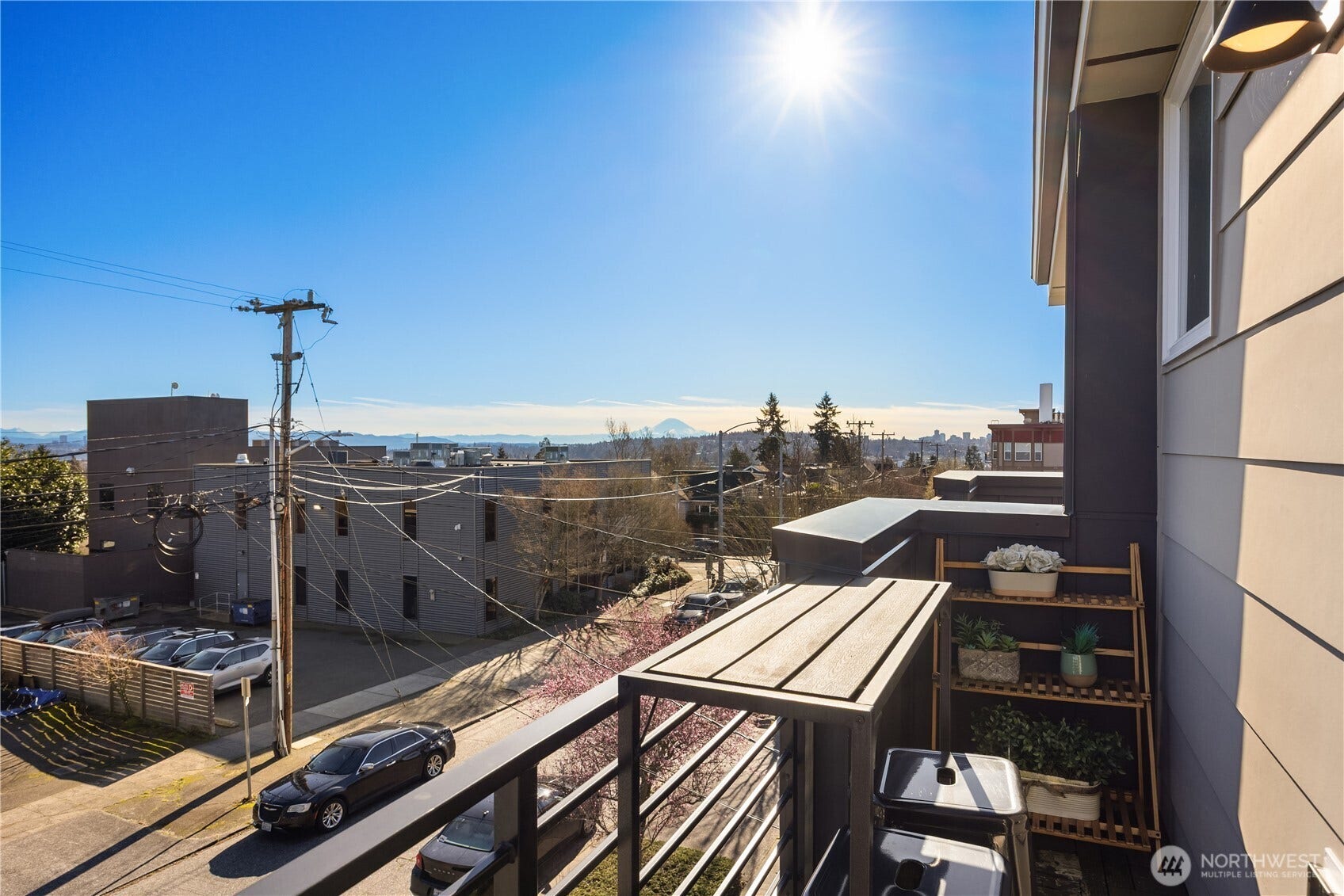 4515 Sunnyside Avenue N, #B, Seattle, WA 98103 4515 Sunnyside Avenue N, #B, Seattle, WA 98103