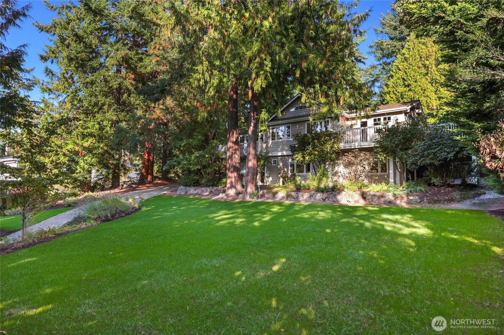 6720 W Mercer Way, Mercer Island, WA 98040 6720 W Mercer Way, Mercer Island, WA 98040