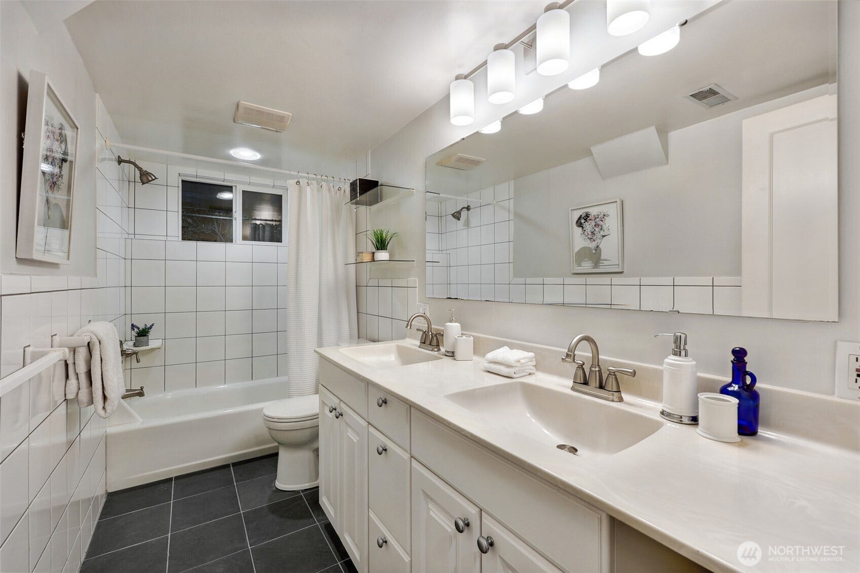 6720 W Mercer Way, Mercer Island, WA 98040 6720 W Mercer Way, Mercer Island, WA 98040