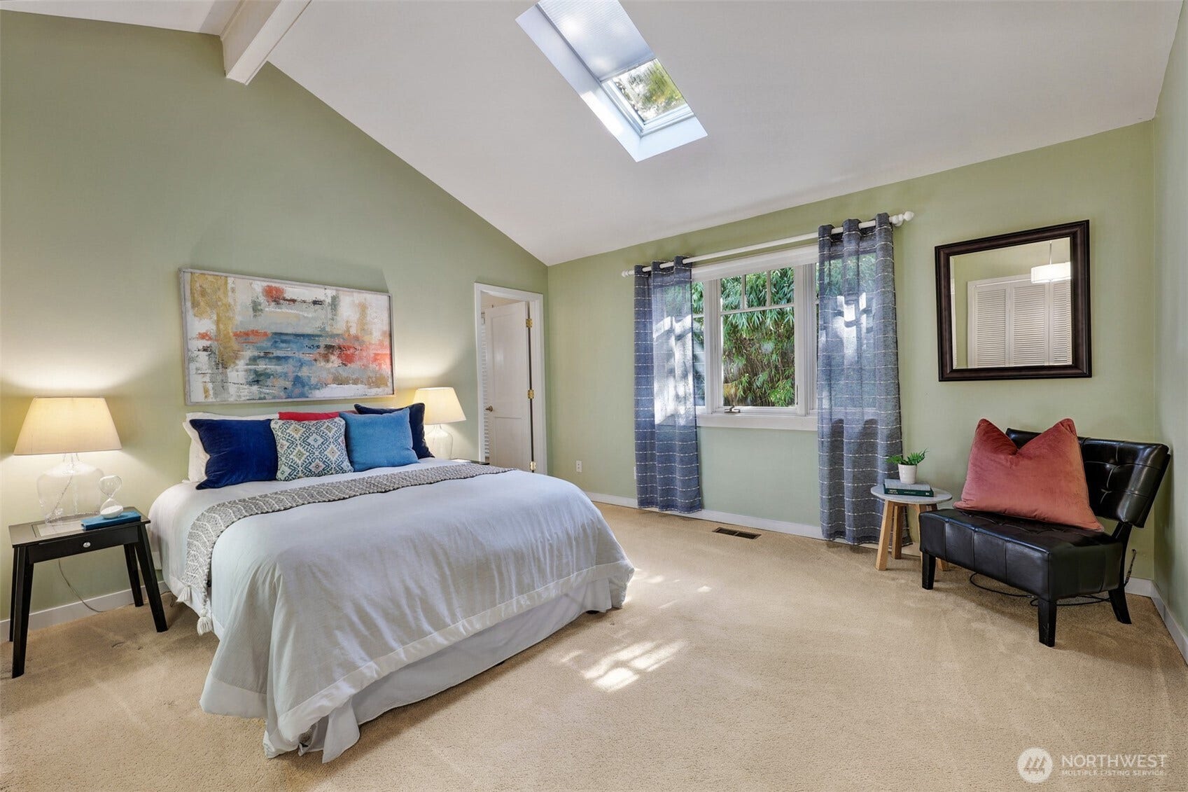 6720 W Mercer Way, Mercer Island, WA 98040 6720 W Mercer Way, Mercer Island, WA 98040