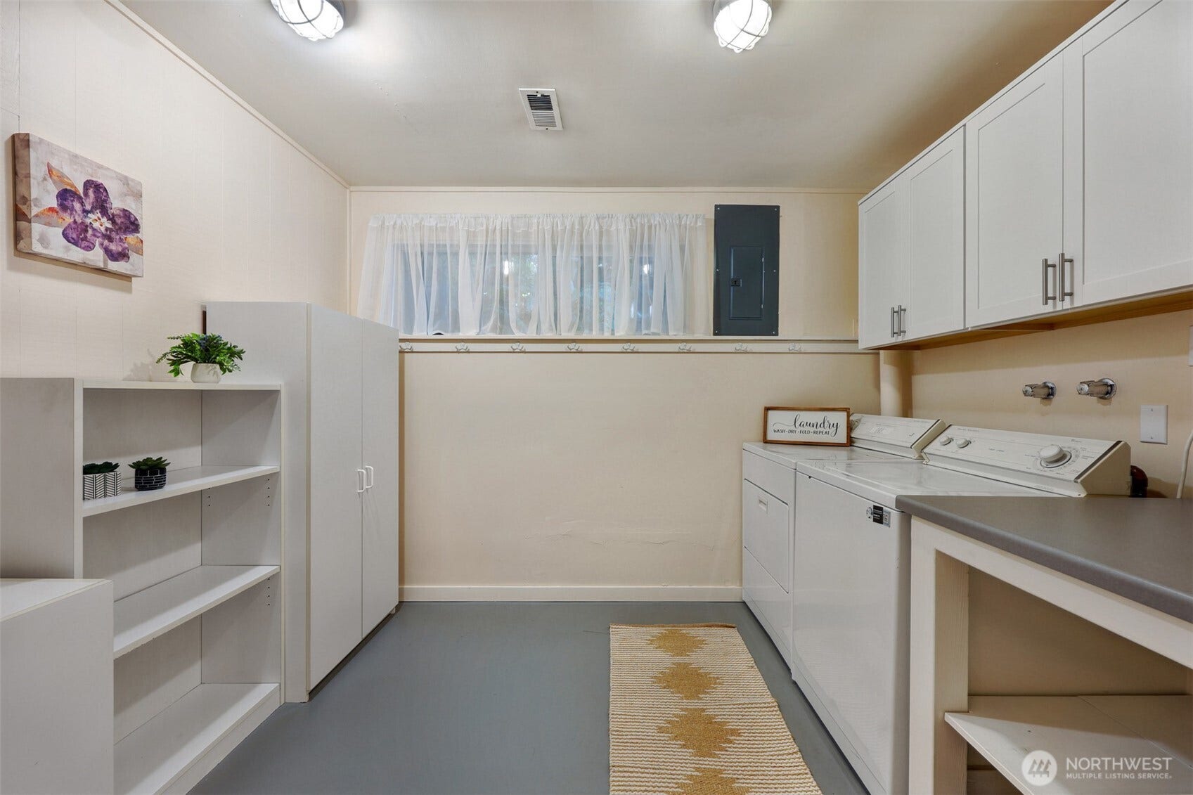 6720 W Mercer Way, Mercer Island, WA 98040 6720 W Mercer Way, Mercer Island, WA 98040