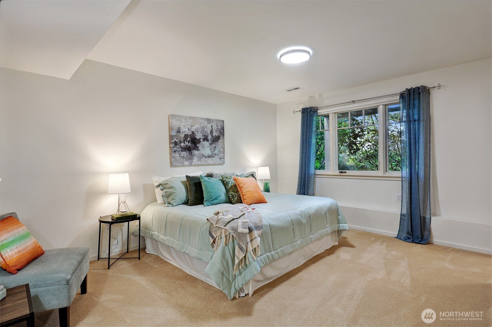 6720 W Mercer Way, Mercer Island, WA 98040 6720 W Mercer Way, Mercer Island, WA 98040