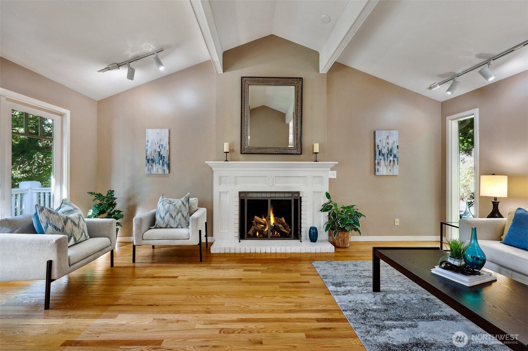 6720 W Mercer Way, Mercer Island, WA 98040 6720 W Mercer Way, Mercer Island, WA 98040