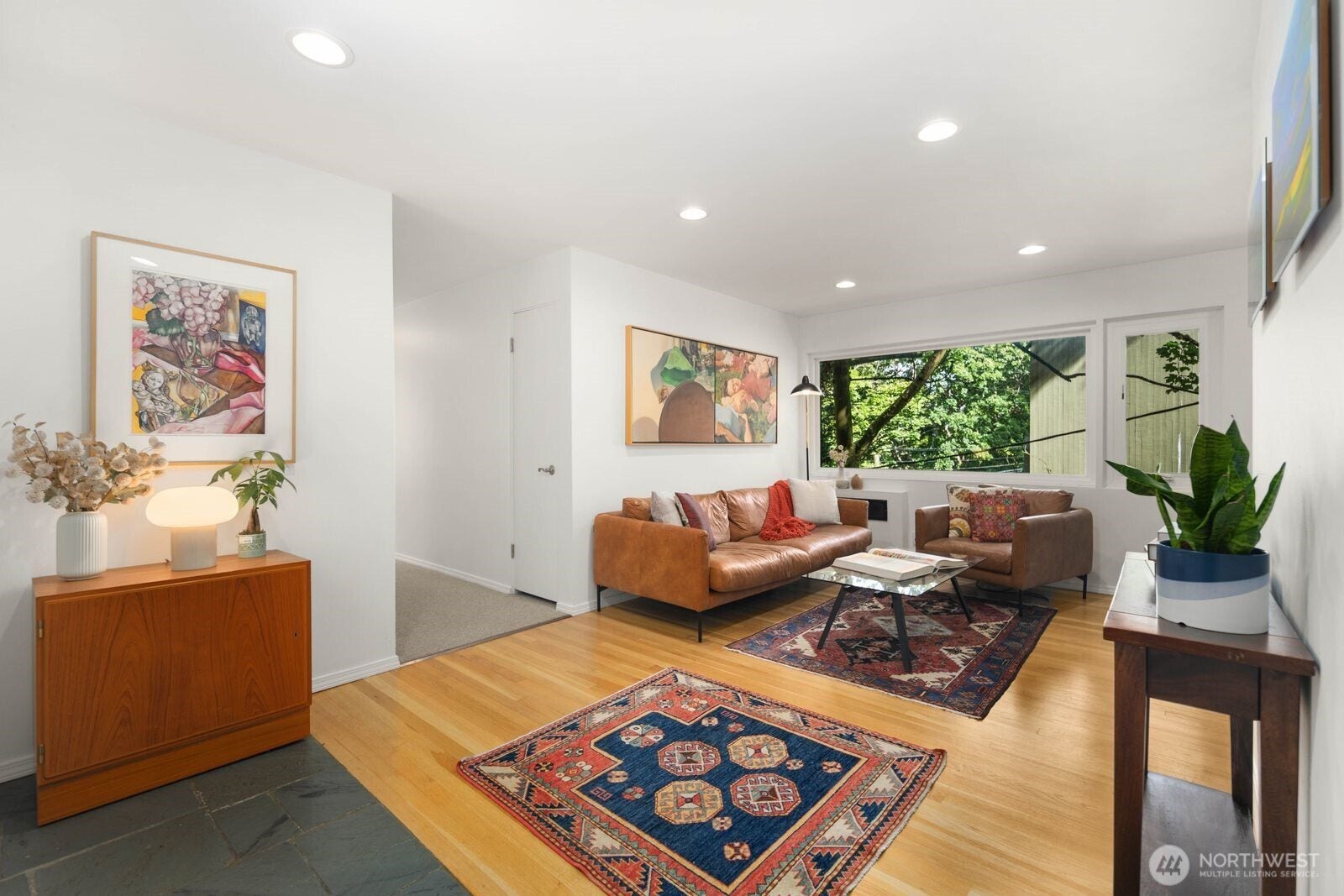 632 13th Avenue E, #19, Seattle, WA 98102 632 13th Avenue E, #19, Seattle, WA 98102