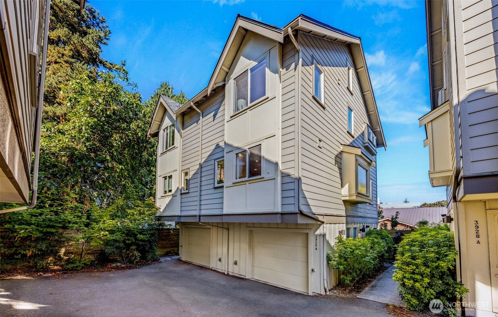 3926 S Brandon Street, #B, Seattle, WA 98118 3926 S Brandon Street, #B, Seattle, WA 98118