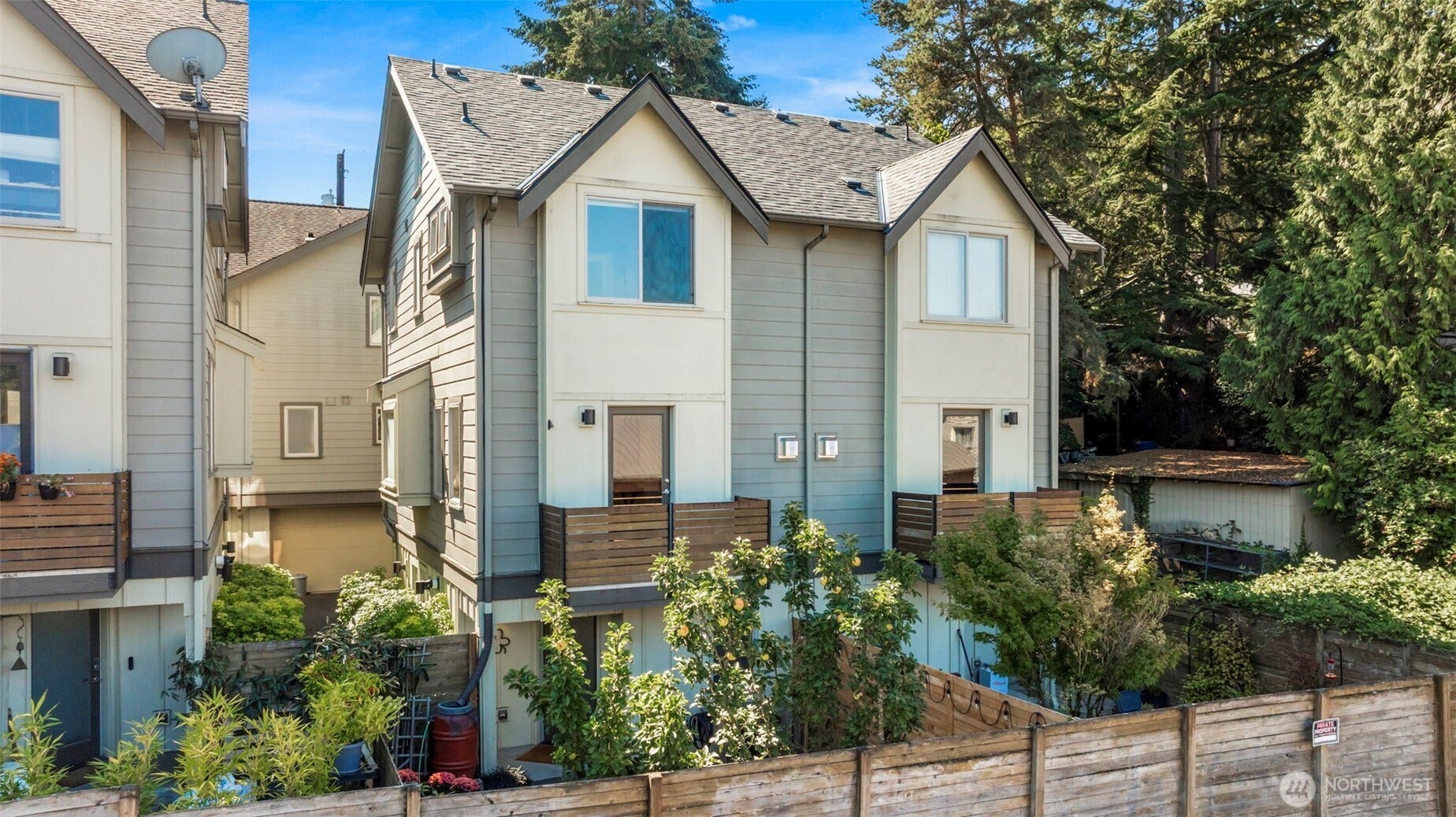 3926 S Brandon Street, #B, Seattle, WA 98118 3926 S Brandon Street, #B, Seattle, WA 98118