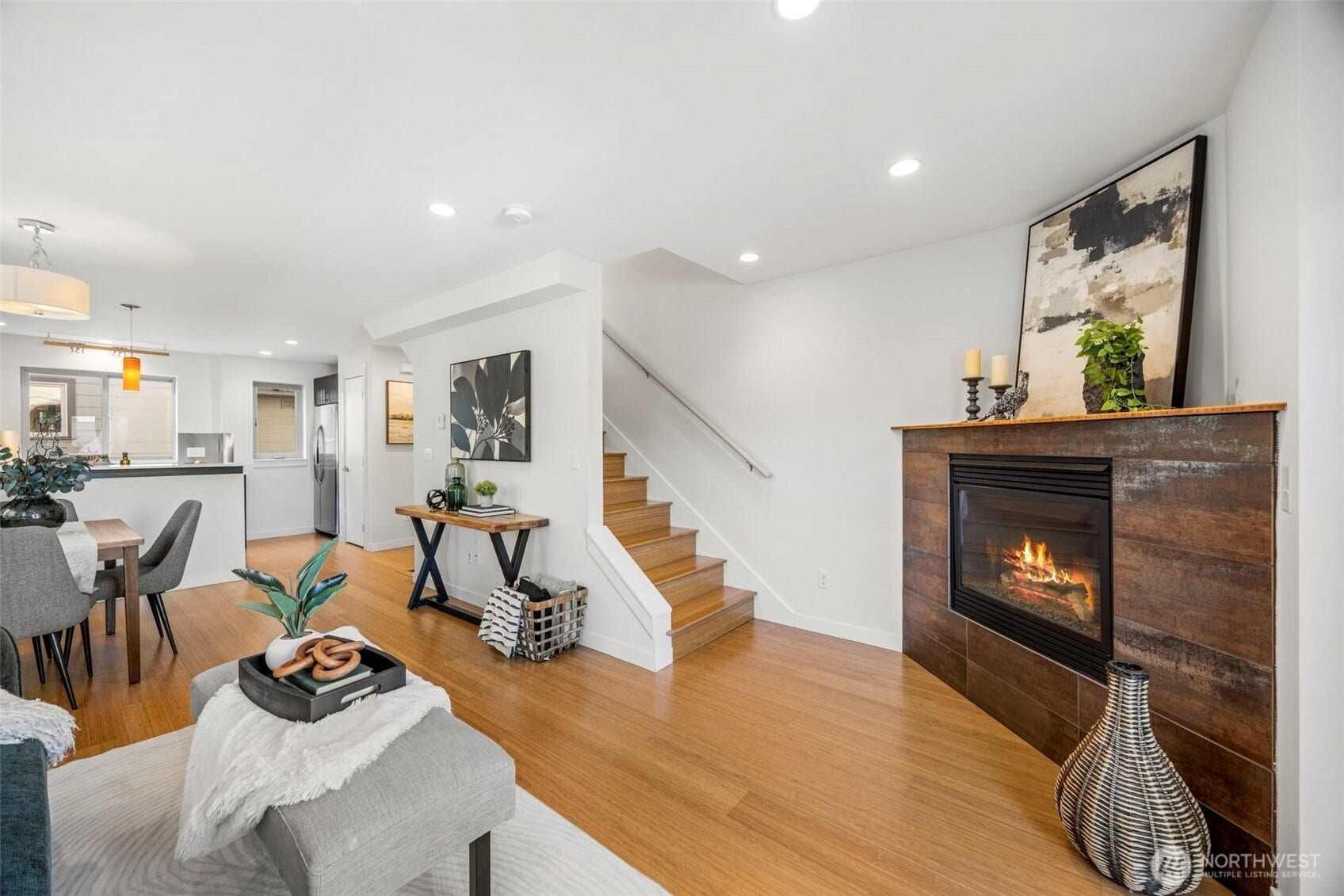 3926 S Brandon Street, #B, Seattle, WA 98118 3926 S Brandon Street, #B, Seattle, WA 98118