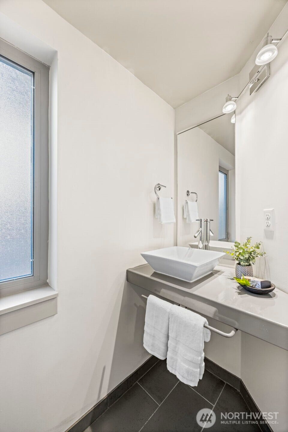 3926 S Brandon Street, #B, Seattle, WA 98118 3926 S Brandon Street, #B, Seattle, WA 98118
