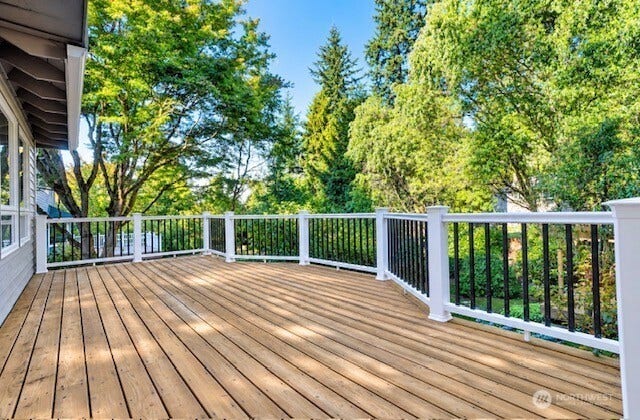 10418 114th Place NE, Kirkland, WA 98033 10418 114th Place NE, Kirkland, WA 98033