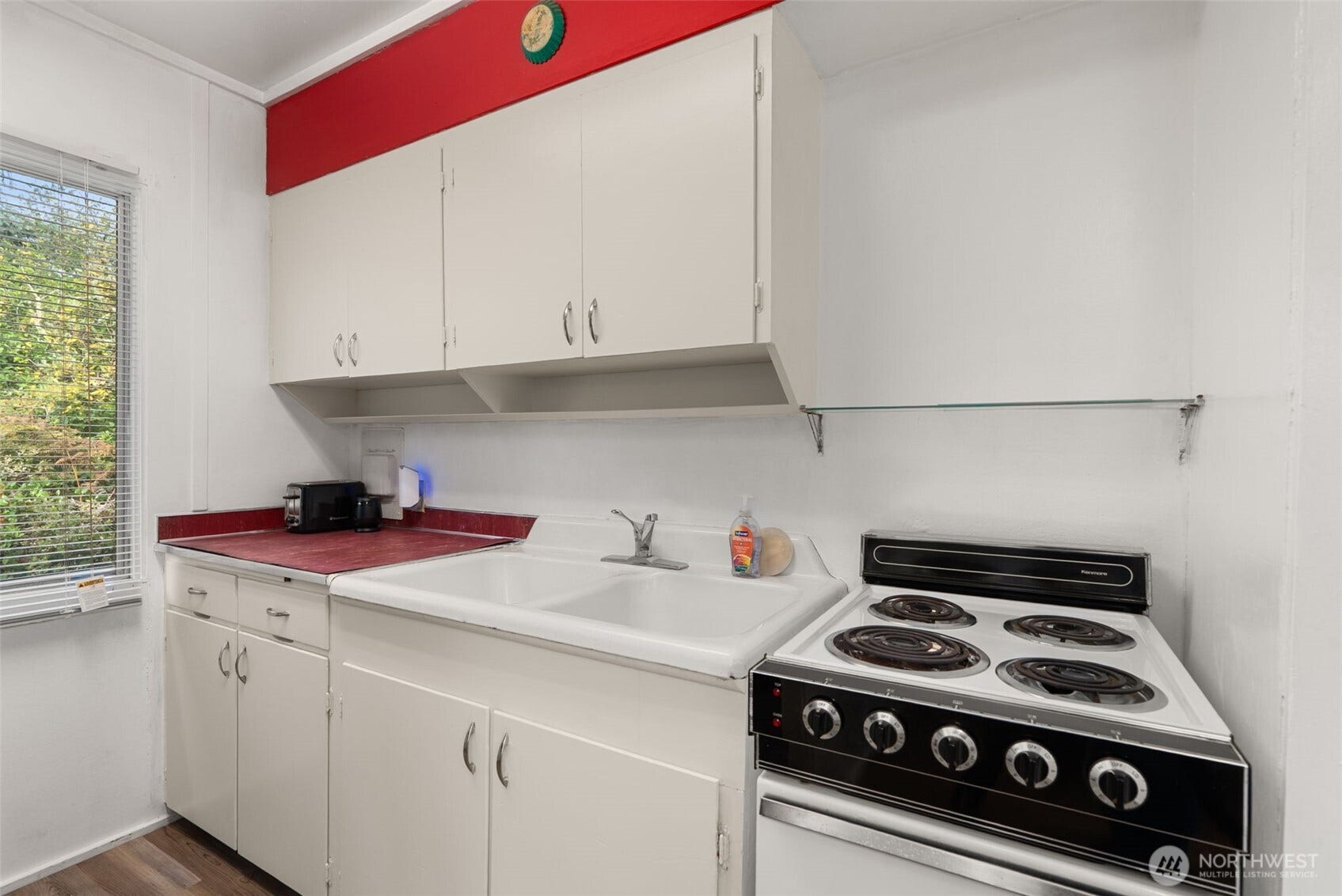 818 W Ocean Avenue, Westport, WA 98595 818 W Ocean Avenue, Westport, WA 98595