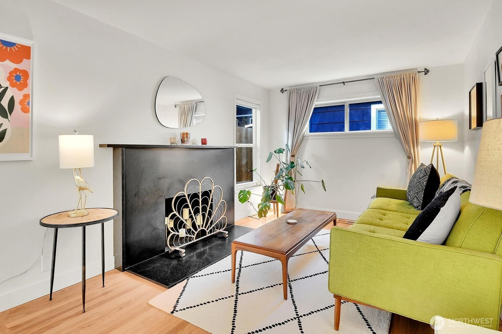 9013 25th Avenue NE, Seattle, WA 98115 Cozy up with a book or game.