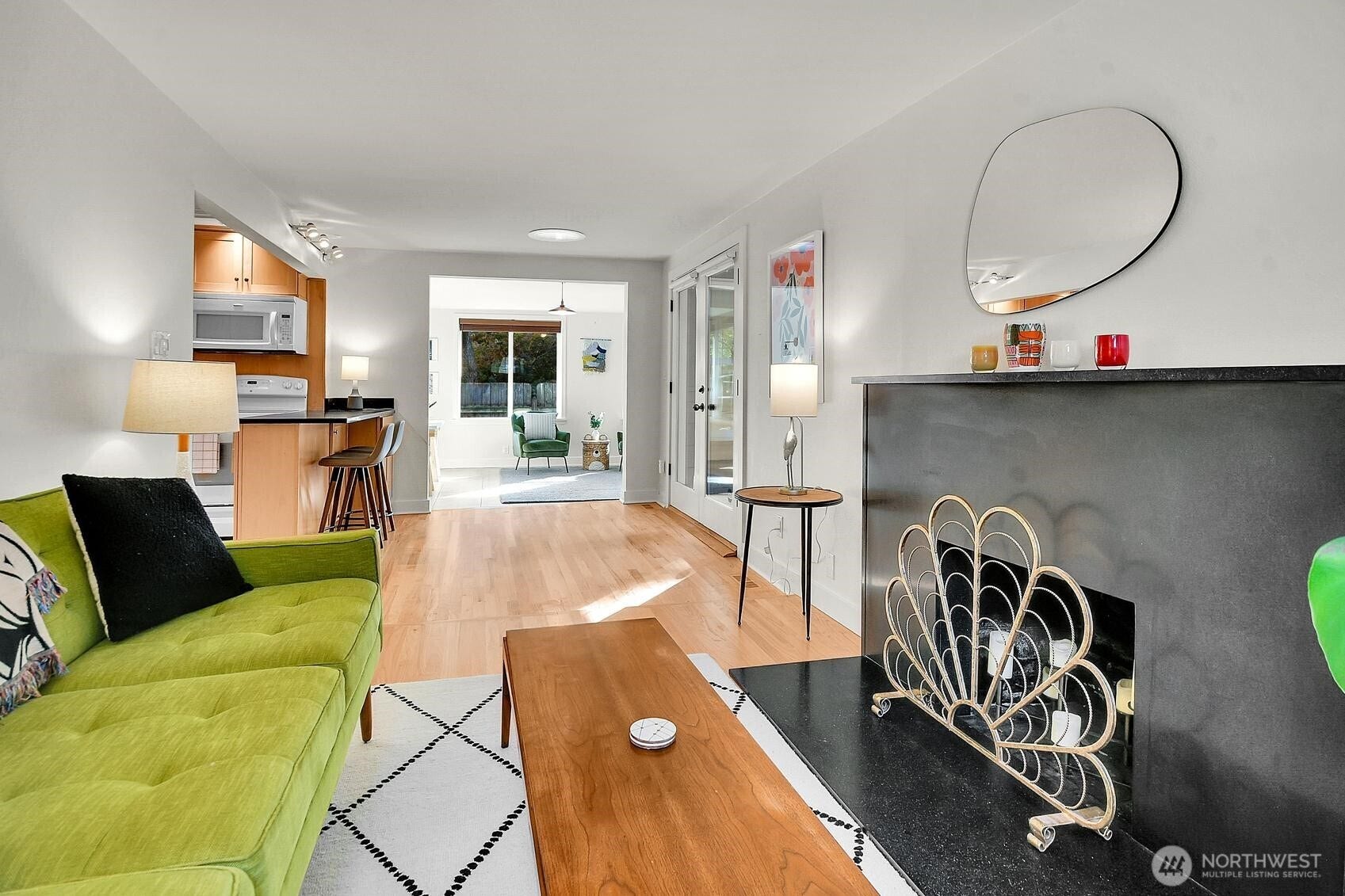 9013 25th Avenue NE, Seattle, WA 98115 Lots of space for living and entertaining.