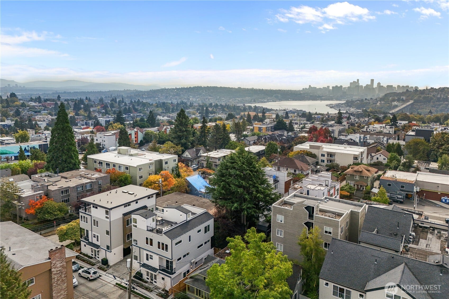 4469 Linden Avenue N, Seattle, WA 98103 4469 Linden Avenue N, Seattle, WA 98103