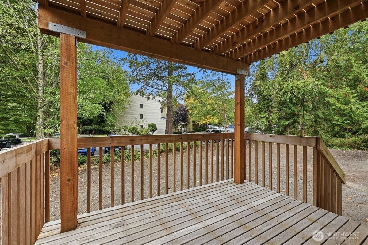 19433 28th Avenue NE, #B, Lake Forest Park, WA 98155 19433 28th Avenue NE, #B, Lake Forest Park, WA 98155