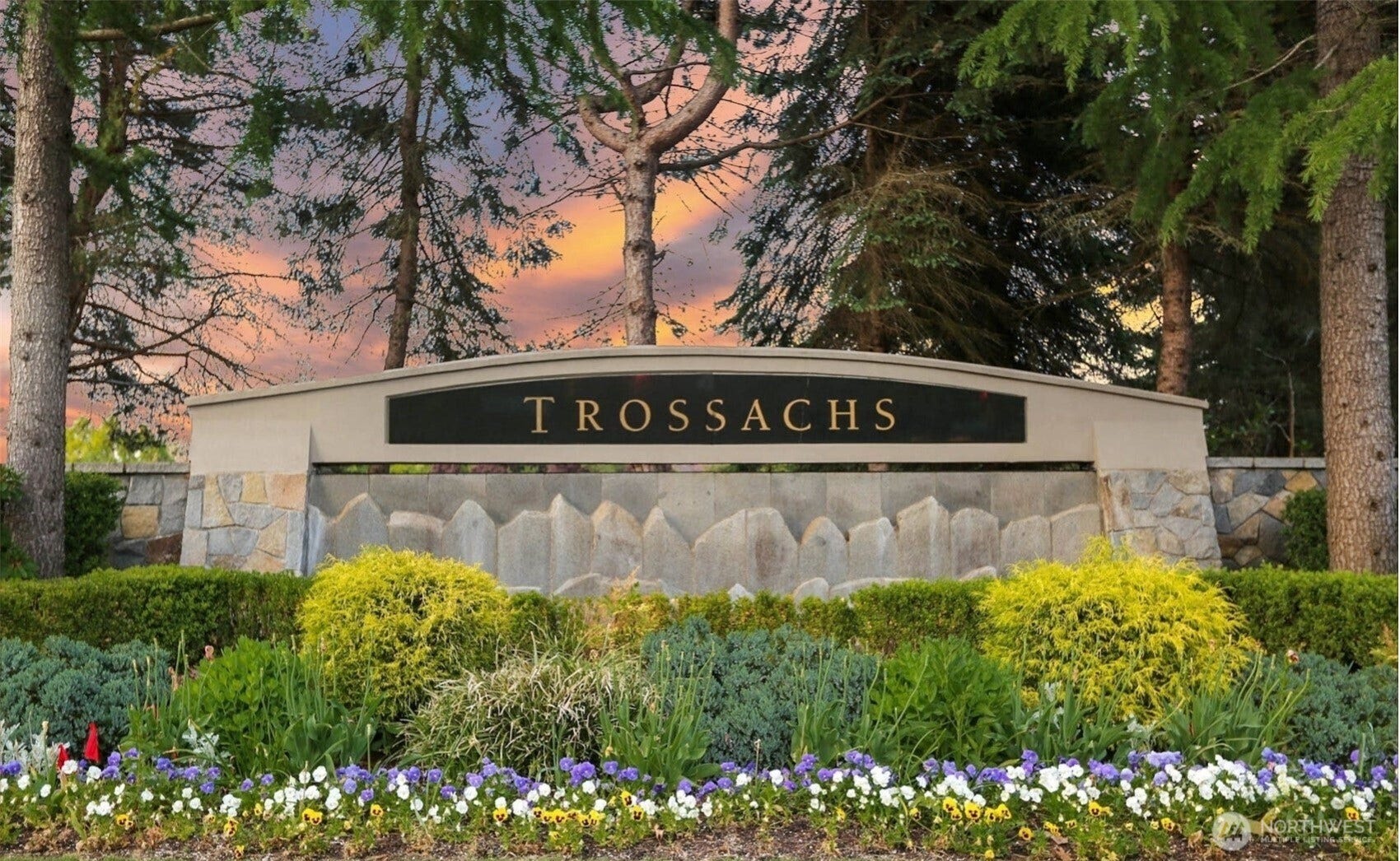 1836 273rd Place SE, Sammamish, WA 98075 Enjoy the tranquility of Trossachs while remaining conveniently connected to Bellevue, Redmond and Seattle.