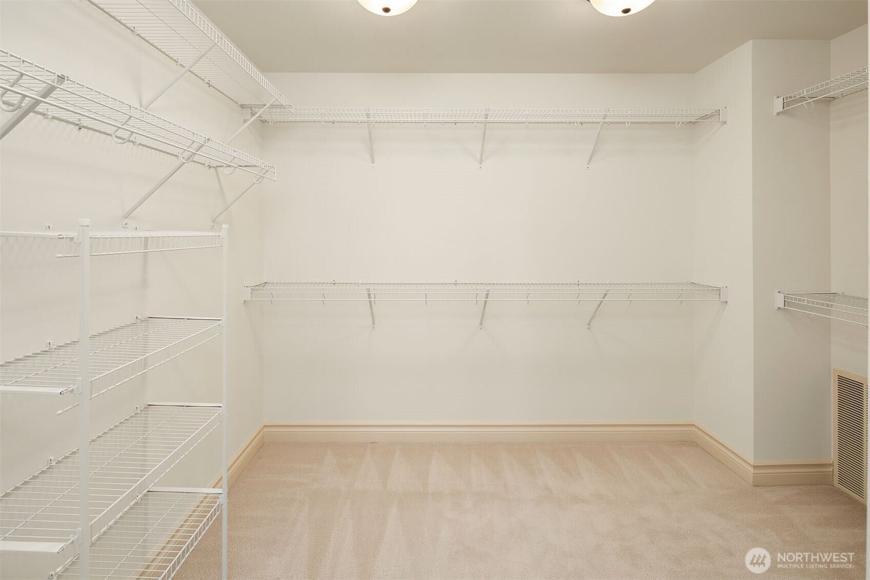 1836 273rd Place SE, Sammamish, WA 98075 1836 273rd Place SE, Sammamish, WA 98075