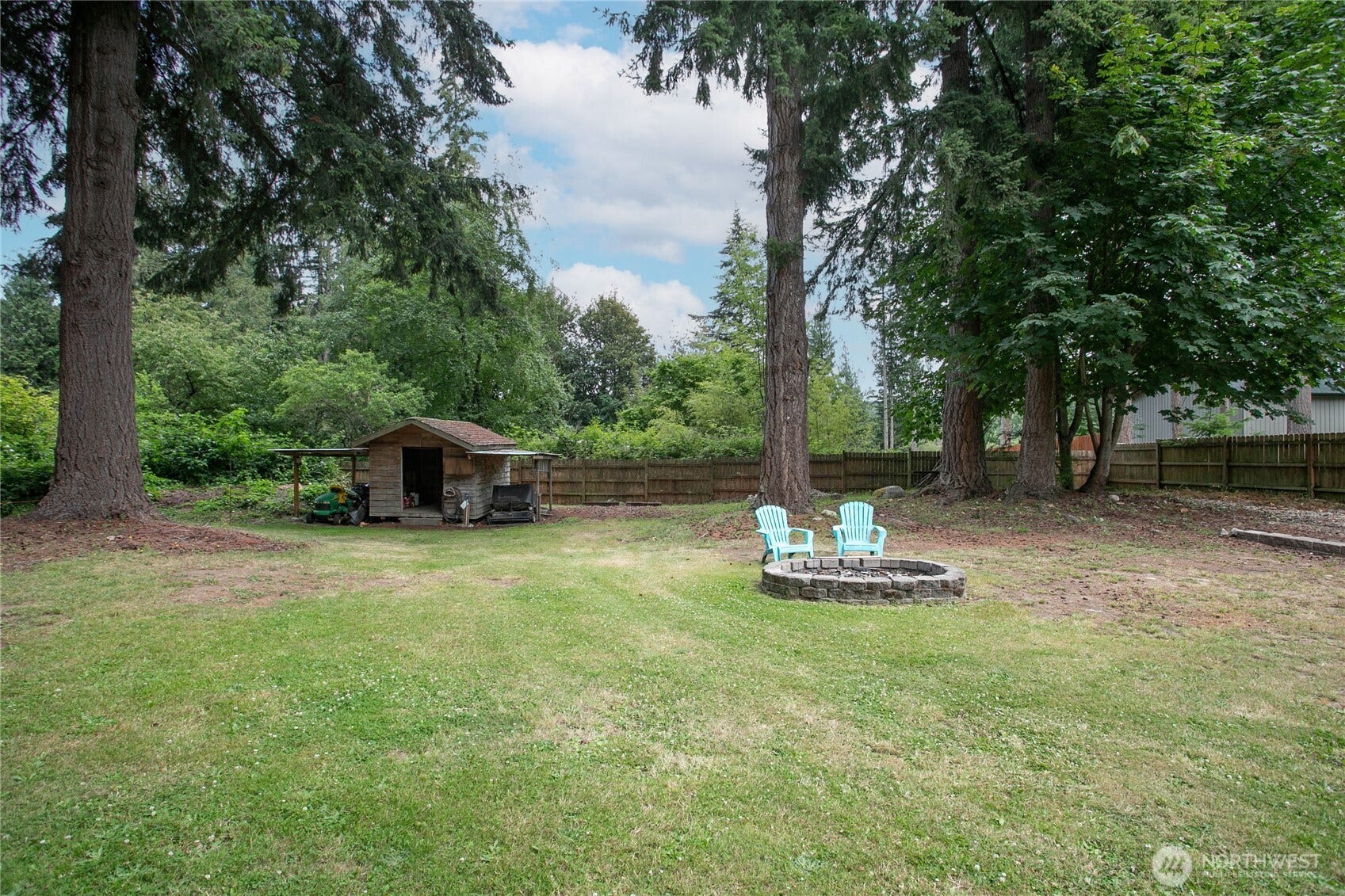 2348 Yew Street Road, Bellingham, WA 98229 2348 Yew Street Road, Bellingham, WA 98229