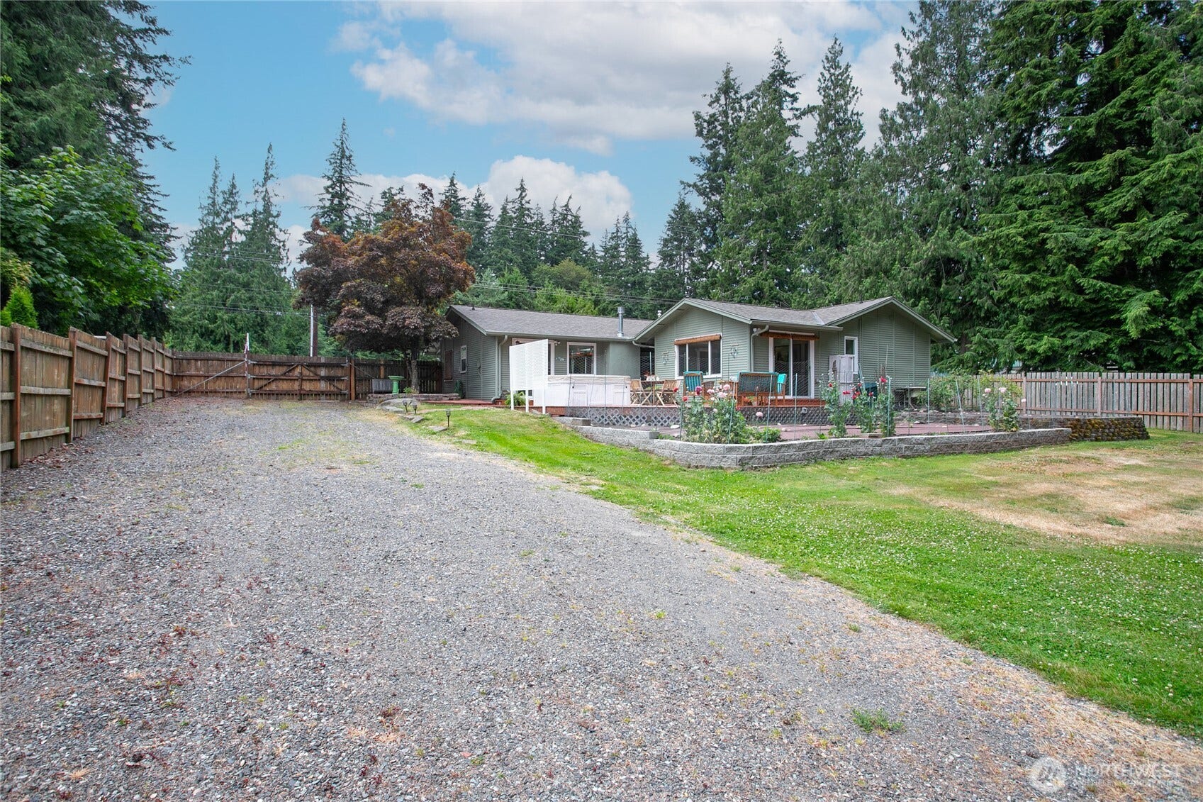 2348 Yew Street Road, Bellingham, WA 98229 2348 Yew Street Road, Bellingham, WA 98229