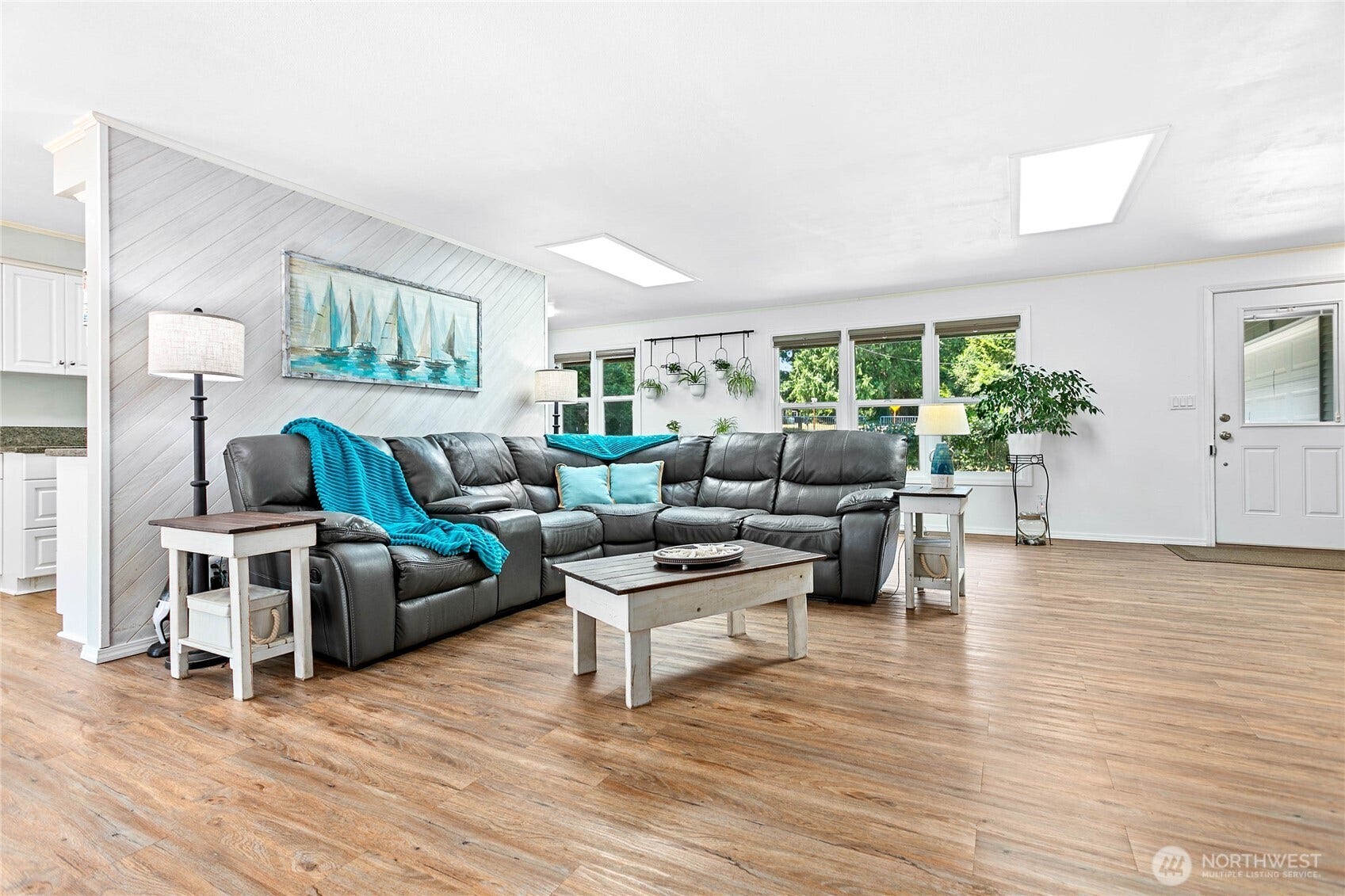 2348 Yew Street Road, Bellingham, WA 98229 2348 Yew Street Road, Bellingham, WA 98229