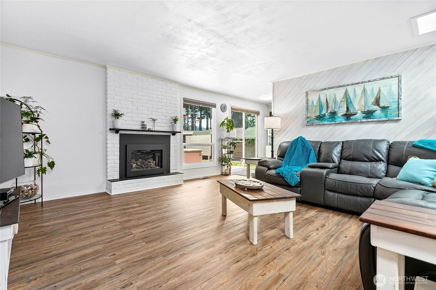 2348 Yew Street Road, Bellingham, WA 98229 2348 Yew Street Road, Bellingham, WA 98229