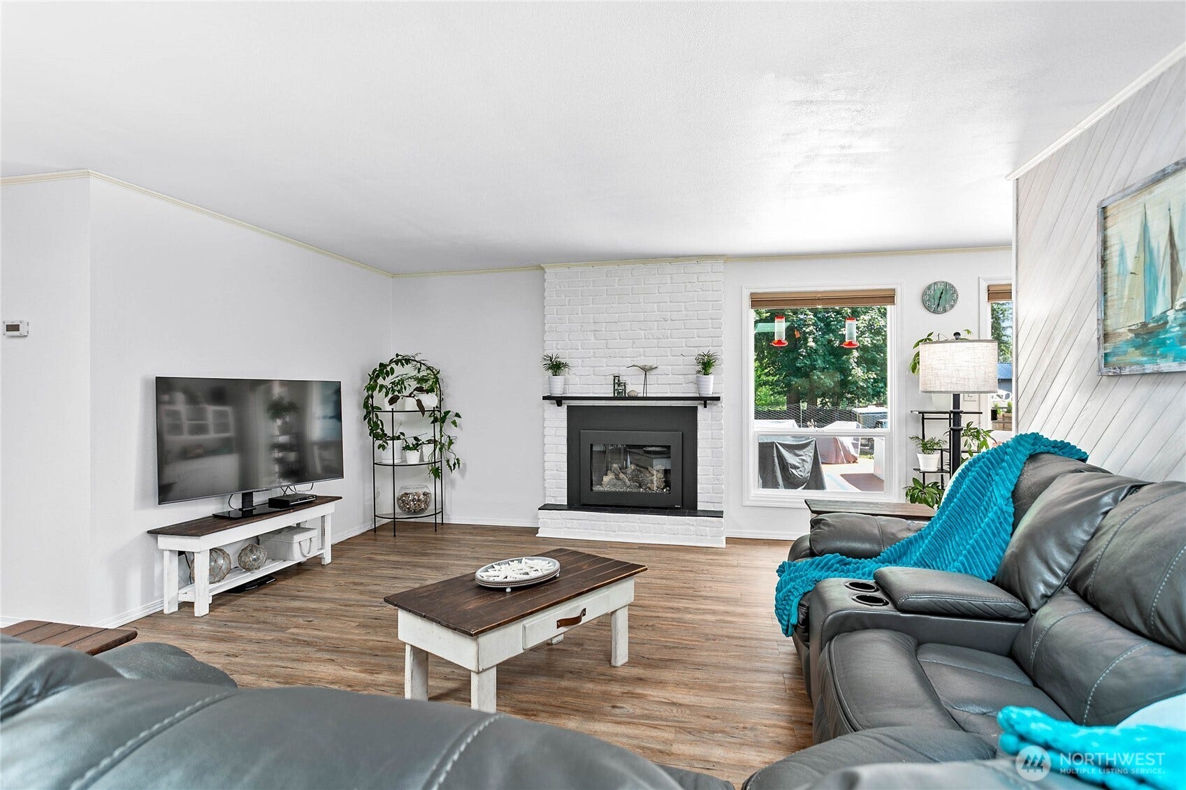 2348 Yew Street Road, Bellingham, WA 98229 2348 Yew Street Road, Bellingham, WA 98229