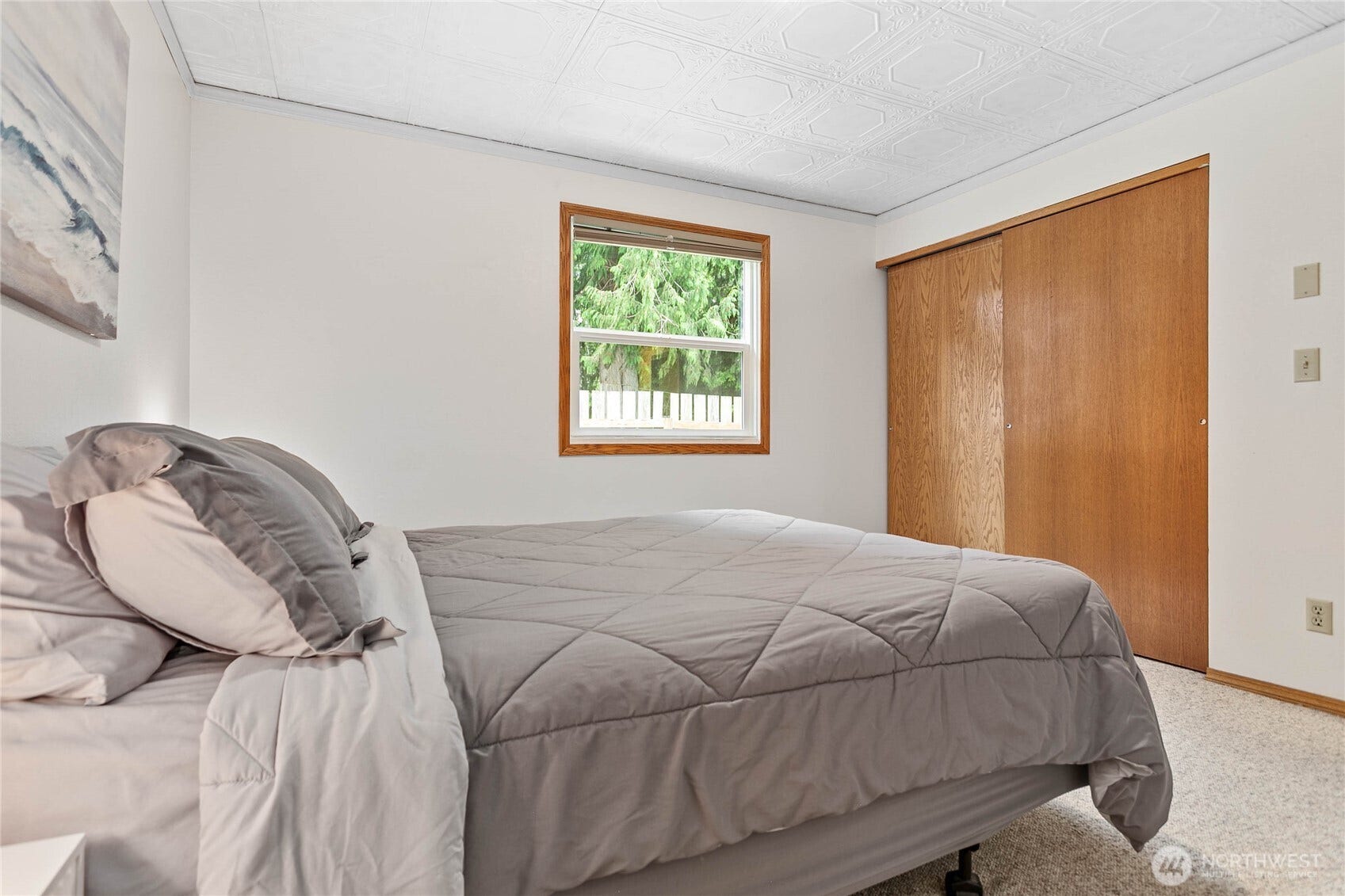 2348 Yew Street Road, Bellingham, WA 98229 2348 Yew Street Road, Bellingham, WA 98229