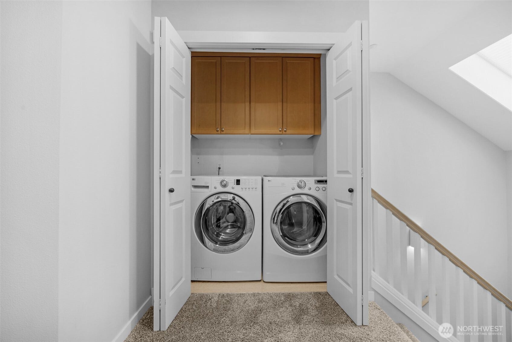 Convenient 2nd floor laundry.