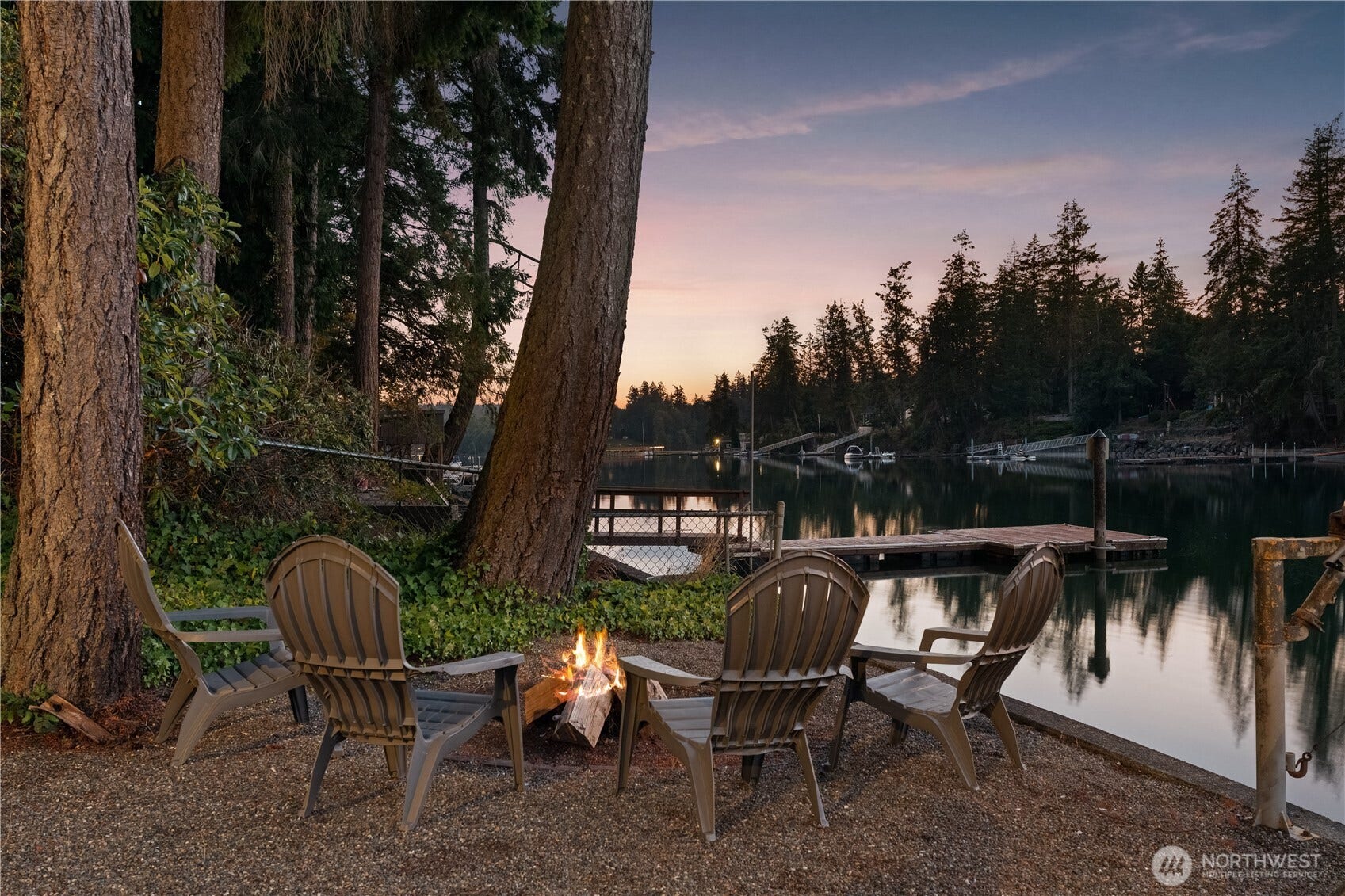 8812 86th Avenue NW, Gig Harbor, WA 98335 Dockside firepit