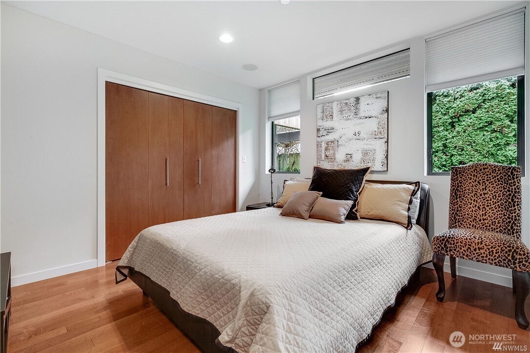 5210 Butterworth Road, Mercer Island, WA 98040 5210 Butterworth Road, Mercer Island, WA 98040