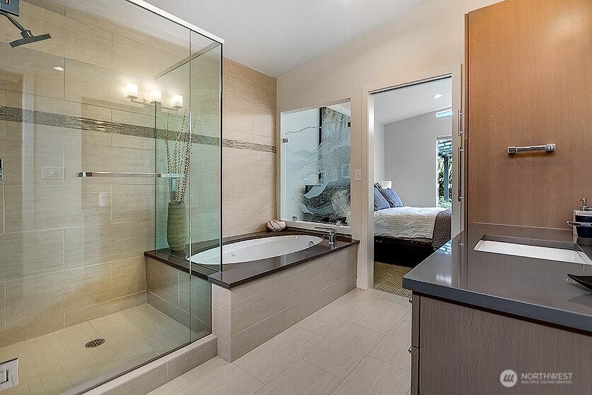 5210 Butterworth Road, Mercer Island, WA 98040 5210 Butterworth Road, Mercer Island, WA 98040