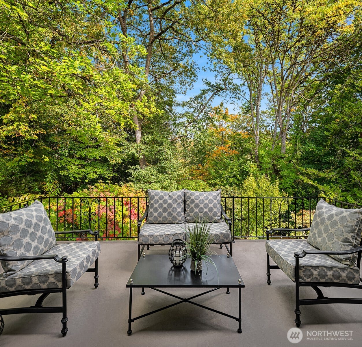 1512 Arboretum Place E, Seattle, WA 98112