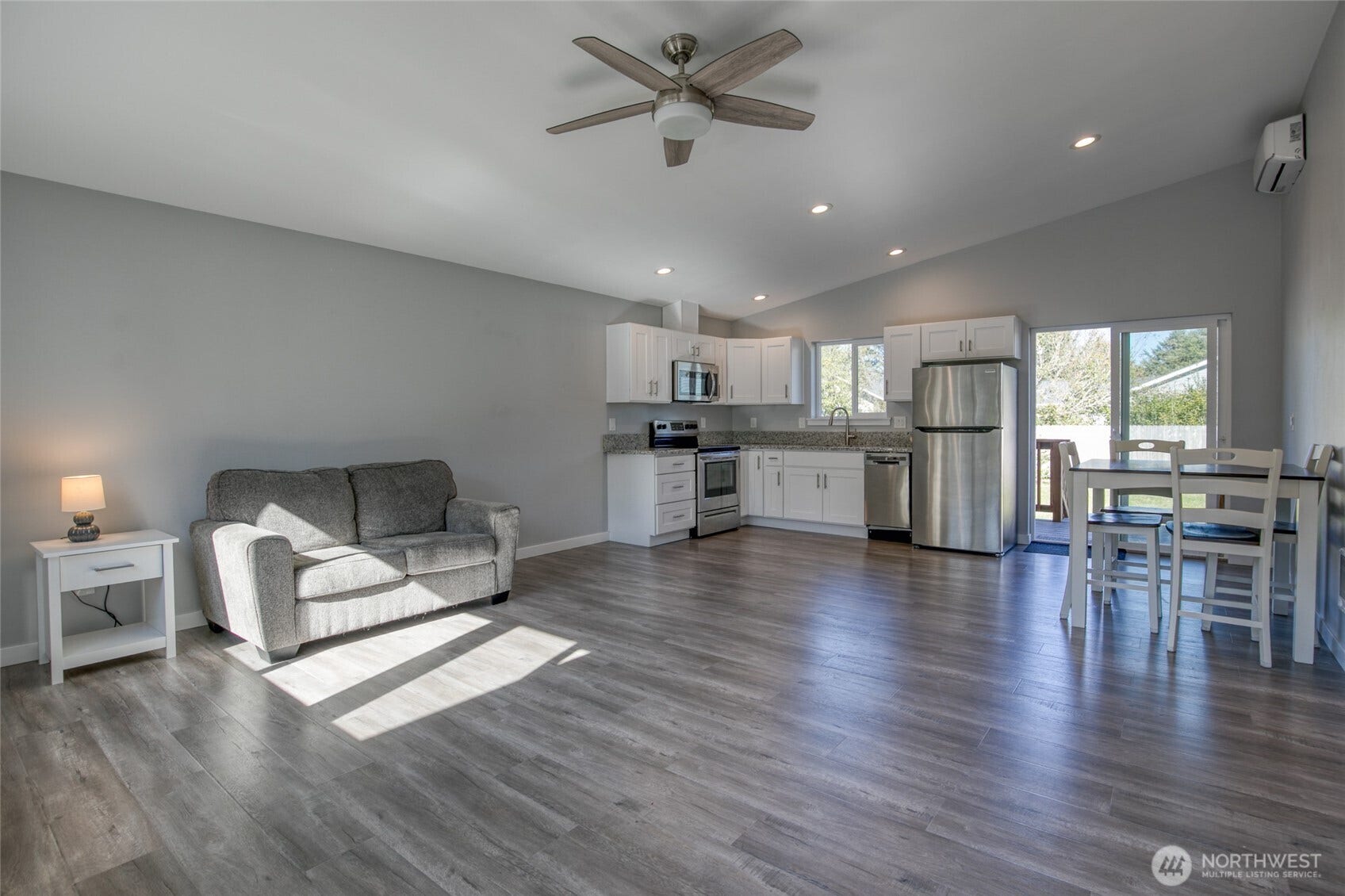 164 N Oar Loop NW, Ocean Shores, WA 98569