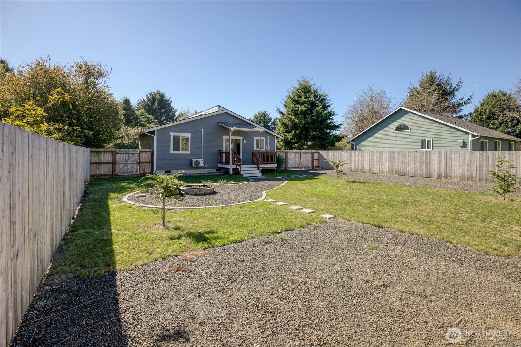 164 N Oar Loop NW, Ocean Shores, WA 98569