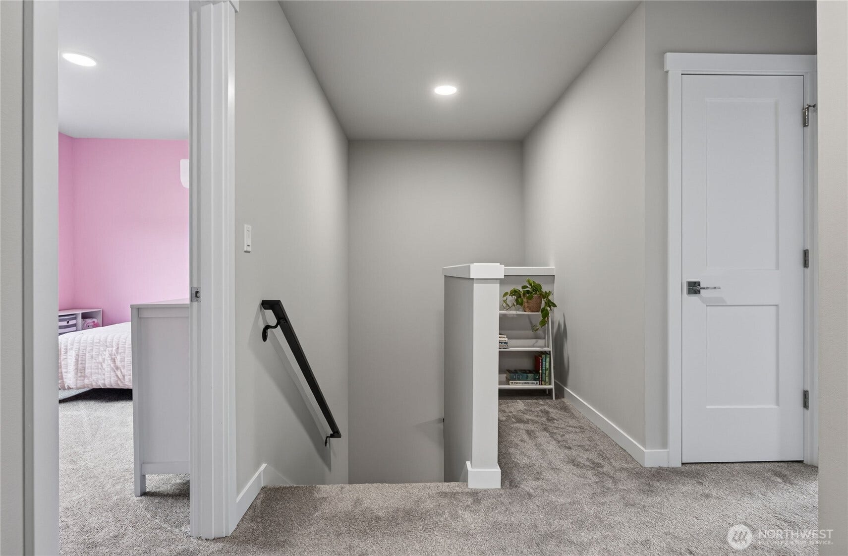 1806 25th Street, Snohomish, WA 98290 Bedroom 3 on the left bedroom 2 on the right & a closet in the middle
