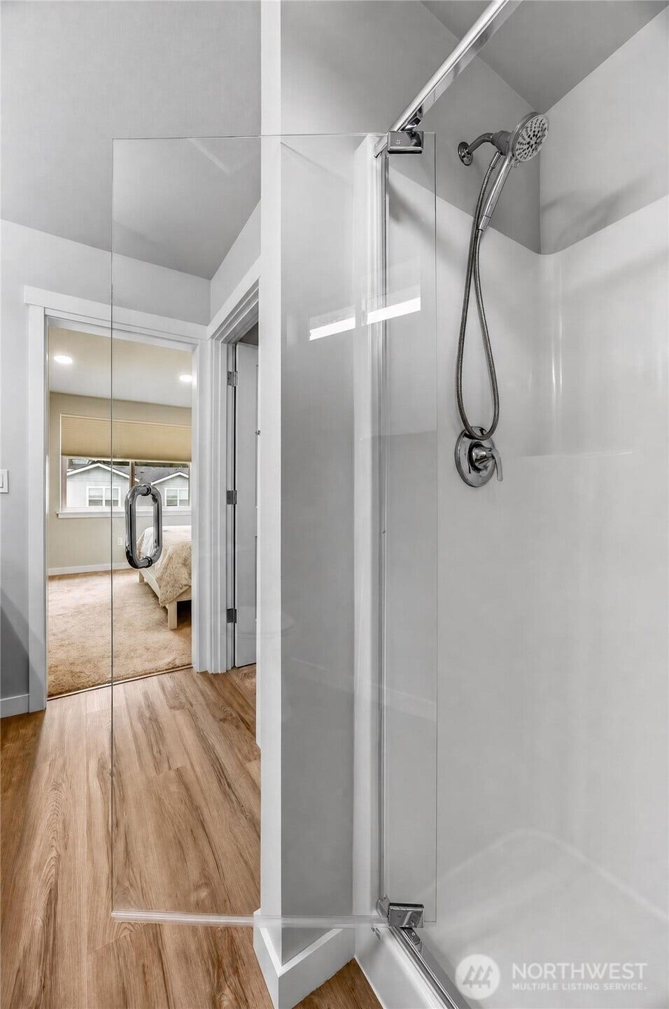 1806 25th Street, Snohomish, WA 98290 Primary walk-in shower