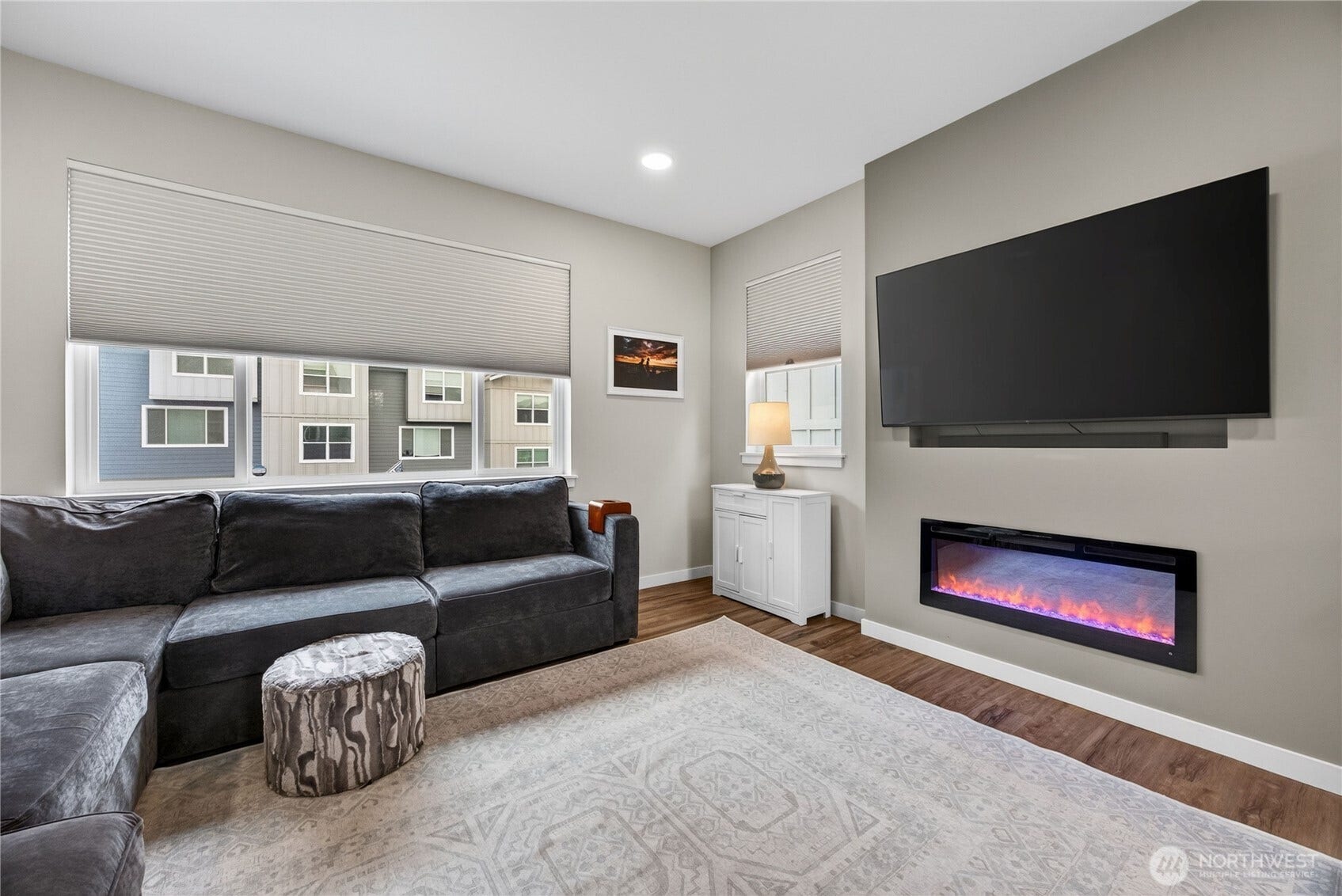 1806 25th Street, Snohomish, WA 98290 Cozy up next to your electric fireplace