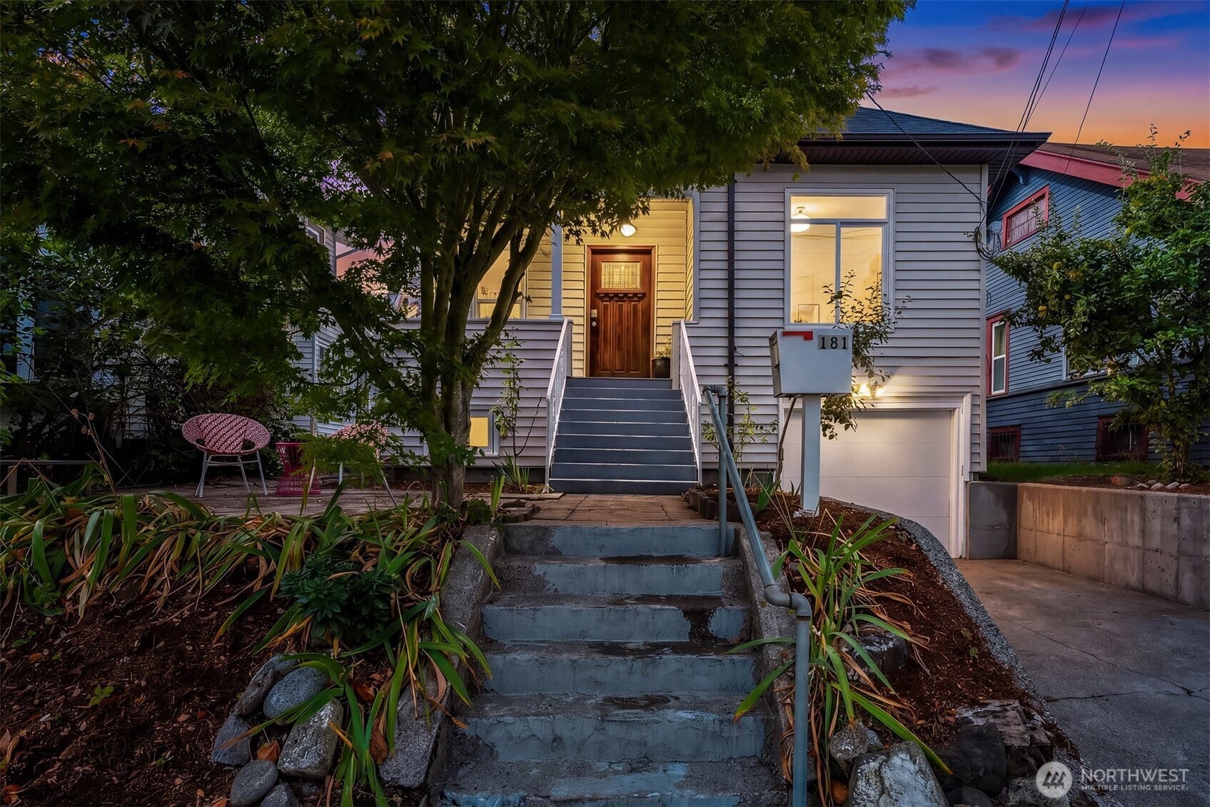 181 26th Avenue, Seattle, WA 98122 181 26th Avenue, Seattle, WA 98122