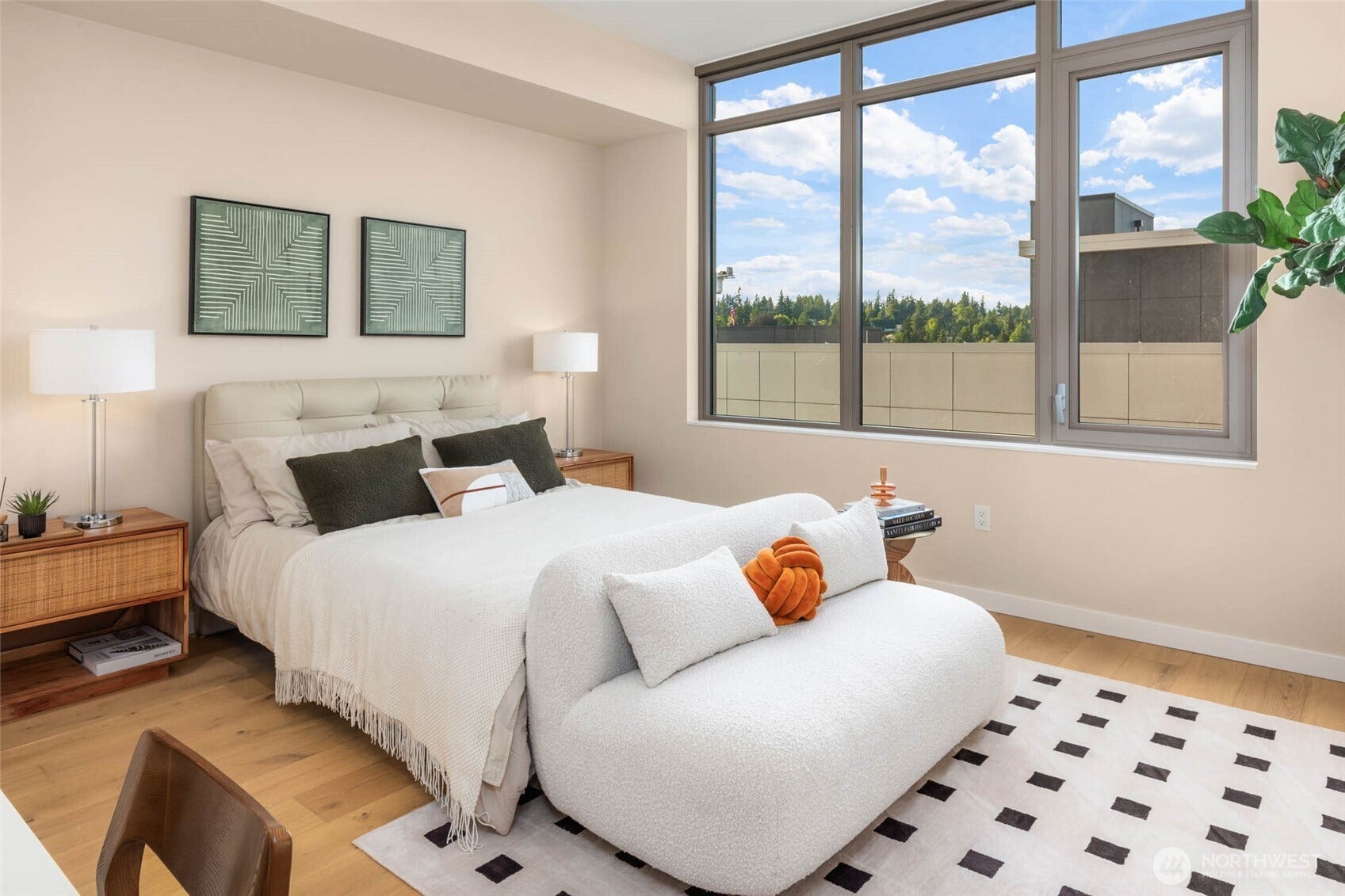 10232 NE 10th Street, #602, Bellevue, WA 98004 10232 NE 10th Street, #602, Bellevue, WA 98004