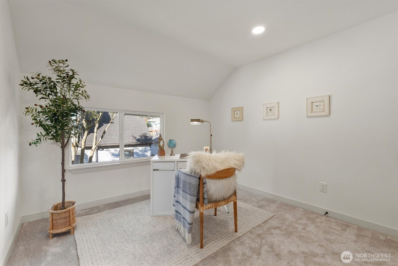 6706 Holly Place SW, Seattle, WA 98136 Third bedroom upstairs ..... staged as Office