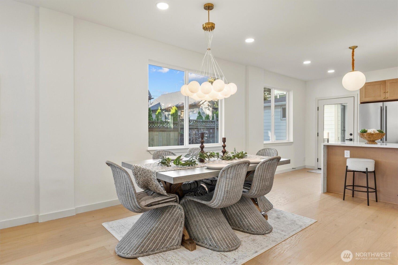 6706 Holly Place SW, Seattle, WA 98136 6706 Holly Place SW, Seattle, WA 98136