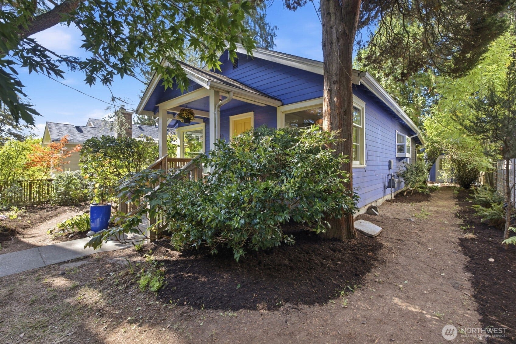 9051 2nd Avenue NW, Seattle, WA 98117 Either way you go, it is beautiful.