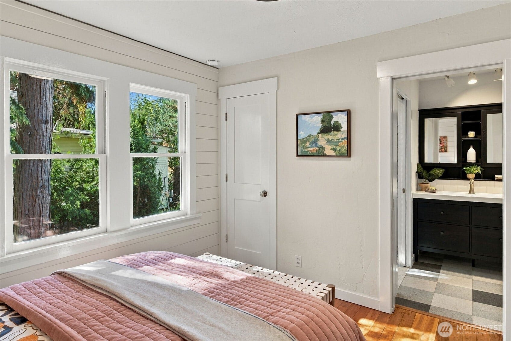 9051 2nd Avenue NW, Seattle, WA 98117 9051 2nd Avenue NW, Seattle, WA 98117