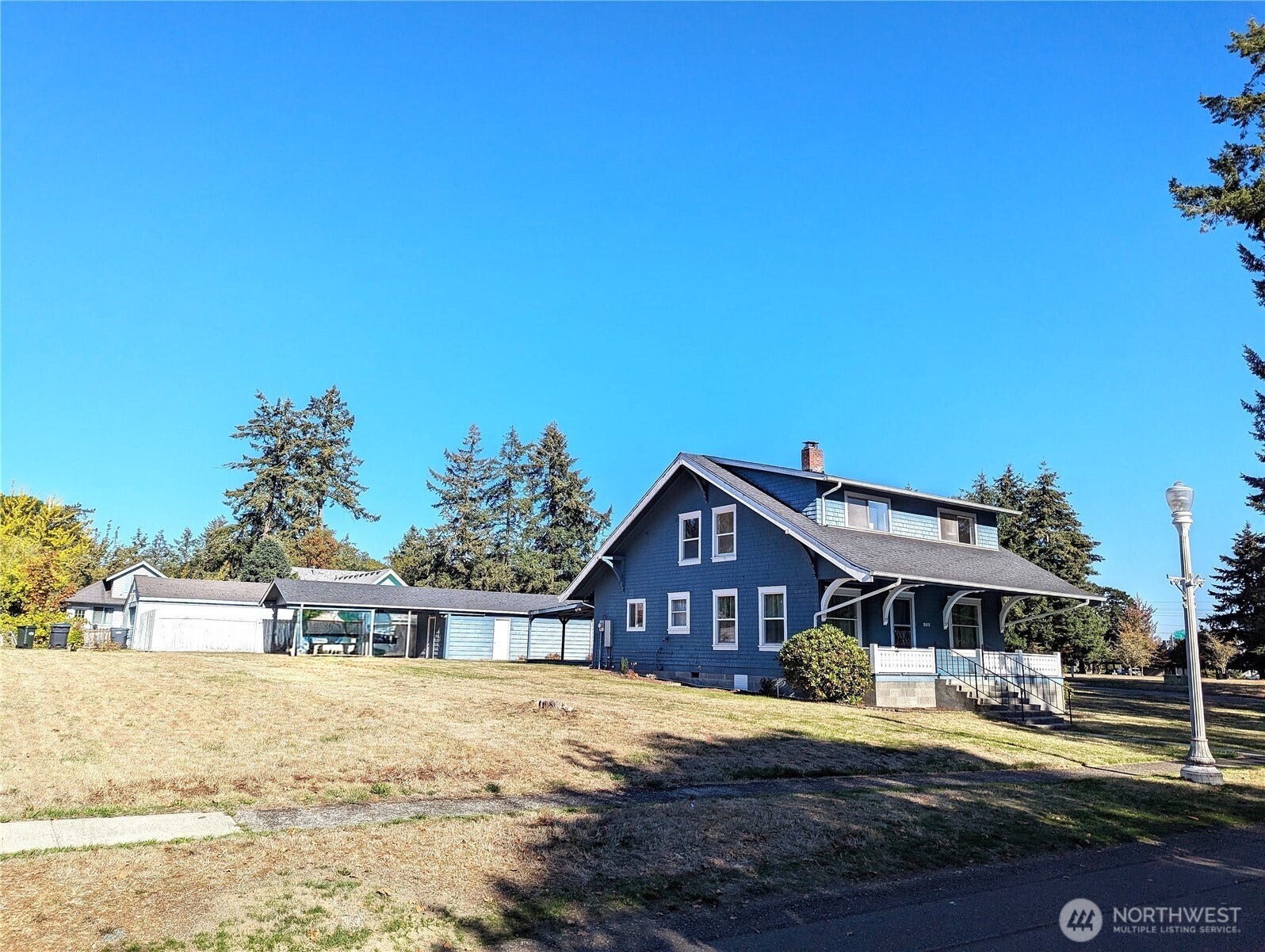 201 Brandywine Avenue, Dupont, WA 98327 Corner lot, open space