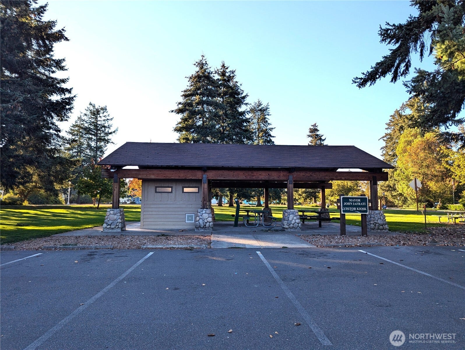 201 Brandywine Avenue, Dupont, WA 98327 The Park gathering area.