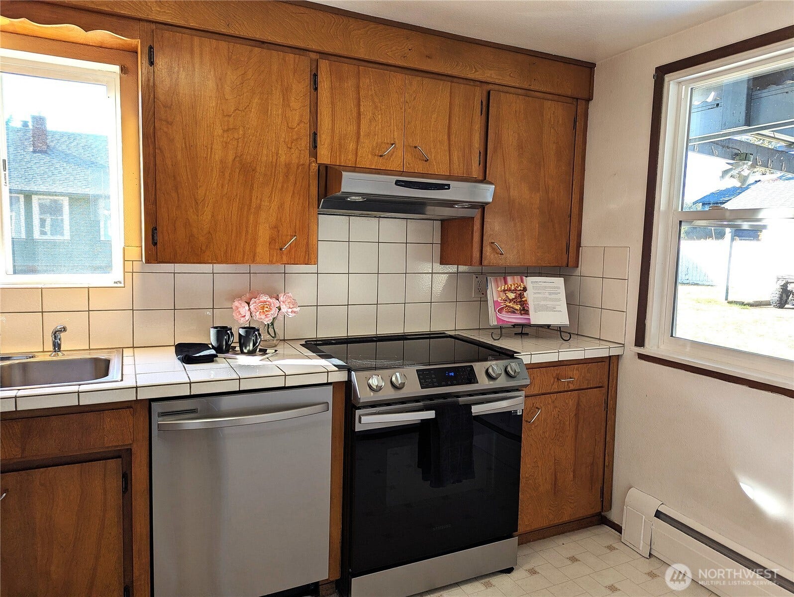 201 Brandywine Avenue, Dupont, WA 98327 New diswasher in 2025