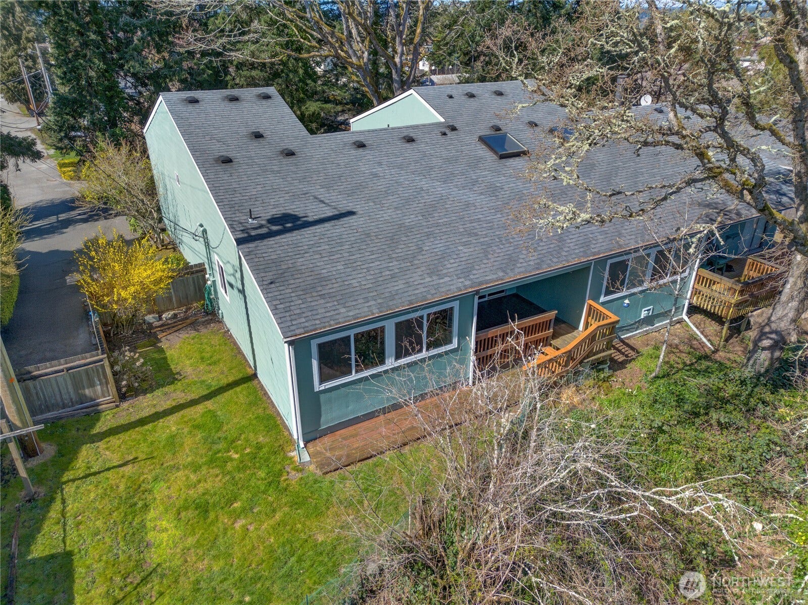 3023 Bridgeport Way W, #B, University Place, WA 98466